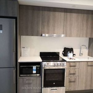 HIGHWAY 7/ 400 Brand New 1Bdrm Functional Layout Open Concept Kitchen - Photo 2