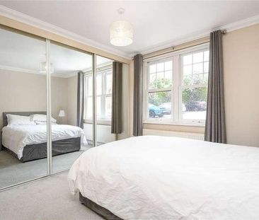 Park Rise, Leatherhead, Surrey, KT22 - Photo 4