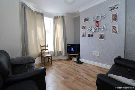 4 bedroom property to rent in Liverpool - Photo 2