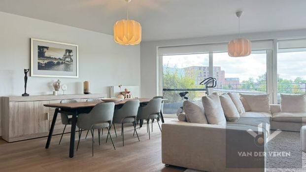 Appartement te huur - Photo 1