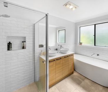 7 Pardalote Court, Brown Hill - Photo 4