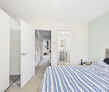 3 bedroom semi-detached house to rent - Photo 6