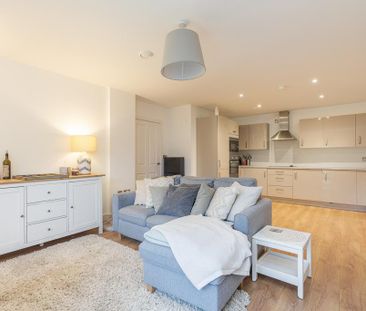 2 bedroom apartment to rent - Photo 3