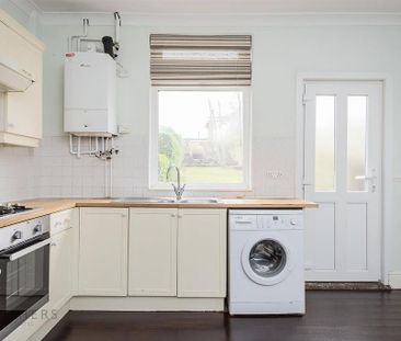 3 bedroom terraced house to rent - Photo 6