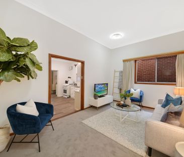 Mosman - Photo 1