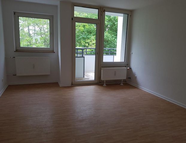 3-Zimmer-Wohnung in Wuppertal Oberbarmen-Wichlinghausen - Photo 1