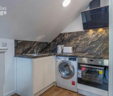 Studio to rent - Photo 3