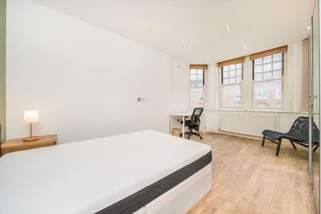 4 bedroom flat to rent - Photo 2