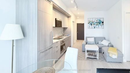 6 Greenbriar Road #708 - Photo 2