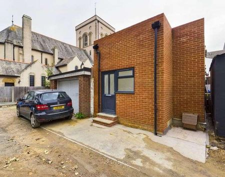 Rear Of, London Road, East Grinstead, West Sussex, RH19 - Photo 5