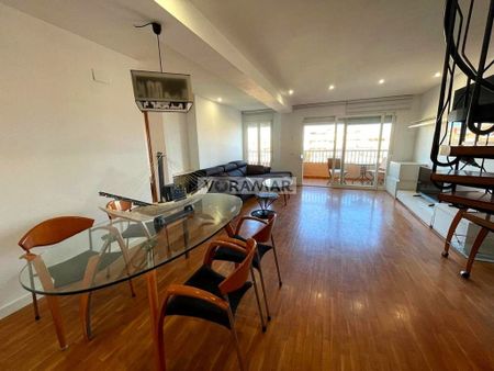 Luxury penthouse for rent in Valencia - Photo 4