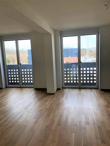 Moderne 2.5 ZW à 67m² im 5. OG (mit Lift) - Photo 2