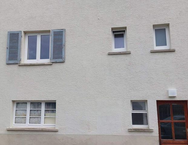 Böblingen 2 Zi.Altbau Whg.ca.60m2 Dusche Holz Kohle Heizung Euro 400.,NK PAUSCHAL 50.-warm 450.'Strom extra - Foto 1