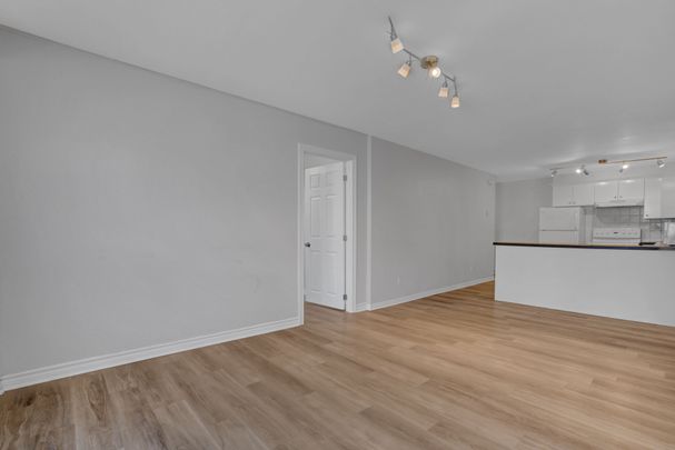 For Lease - 504 Hilson Avenue, Westboro - Hampton Park, Ontario - Photo 1