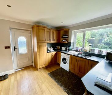 4 bedroom property to rent - Photo 2
