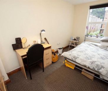 Room in a Shared House, Hubert Road, B29 - Photo 2