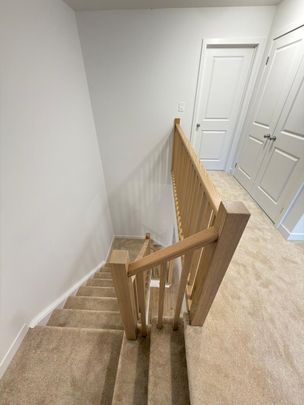 For Lease - 22 OAK FOREST Common, Cambridge, Ontario - Photo 1