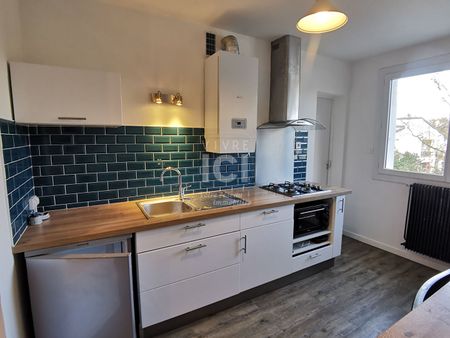 Appartement Nantes 3 pièce(s) 61.79 m2 meublé avec stationnement - Photo 2
