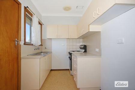 4/461 Bownds Street - Photo 2