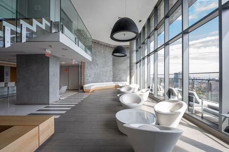 For Lease - 45 Charles Street Unit# 3011, Toronto, Ontario - Photo 4