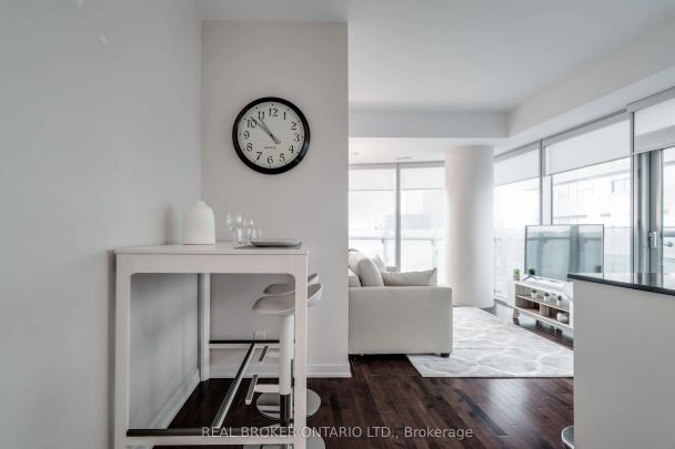 12 York Street #4810 - Photo 1