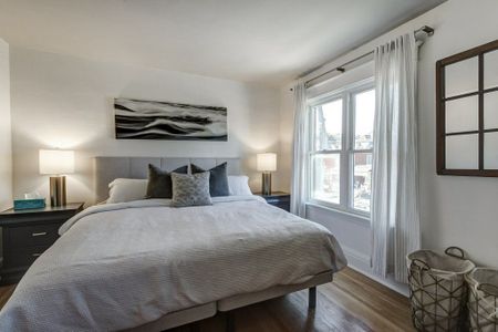 For Lease - 43 Rosslyn Avenue, Hamilton, Ontario - Photo 3