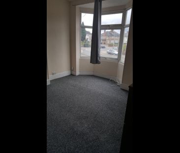 3 Bed Terraced House, Narborough Road, LE3 - Photo 2