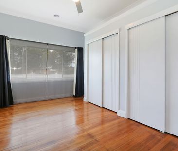 Enjoy Space & Comfort in a Convenient Location - Photo 5