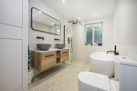 2 bedroom maisonette to rent - Photo 4