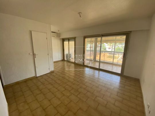 Location Appartement 1 pièce 27m² LE CANNET 06110 - Photo 1