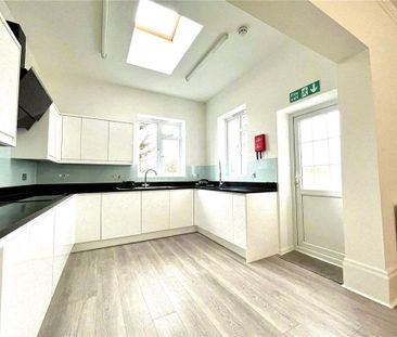 House share to rent - Photo 1