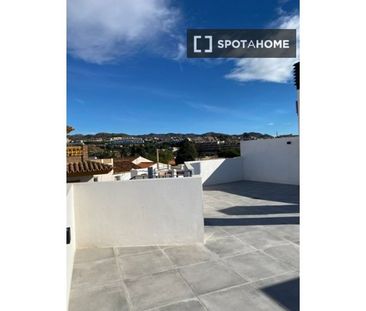 2 room luxury Apartment for rent in Rincón de la Victoria, Andalusia - Photo 6