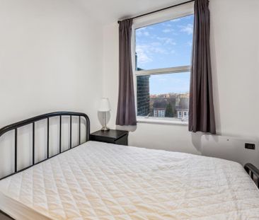 4 bedroom flat to rent - Photo 4