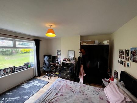 4 bedroom house share to rent - Photo 4