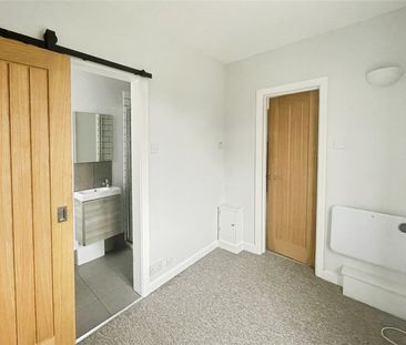 Monument Green, Weybridge, Surrey, KT13 8QT - Photo 5