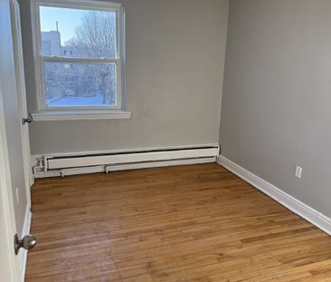 8 - 316 Blake Boulevard - Photo 4