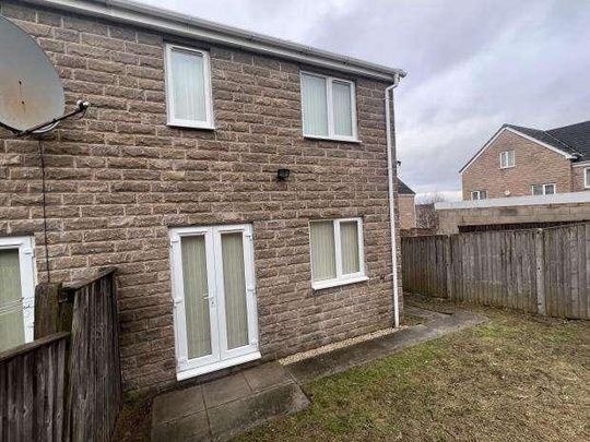 Woodcross Court, Bradford, BD5 - Photo 1