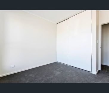 33 The Avenue, Roseworthy, SA 5371 - Photo 5