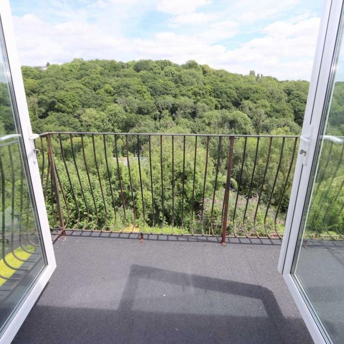 5 bedroom detached house to rent - Photo 1