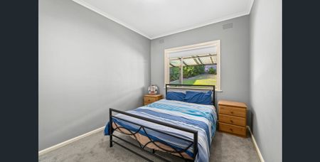 Close To Everything! - Photo 2