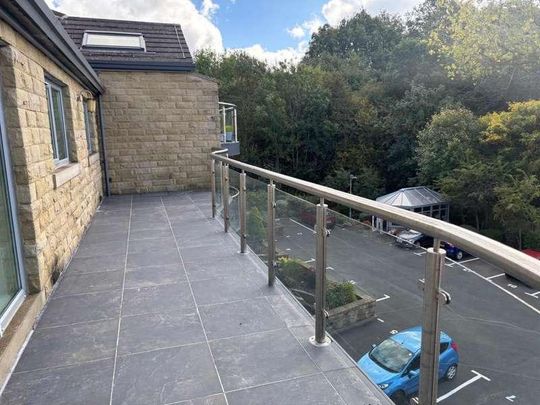 Somersbury Court Somersbury Court, Somerset Road, Huddersfield, HD5 - Photo 1