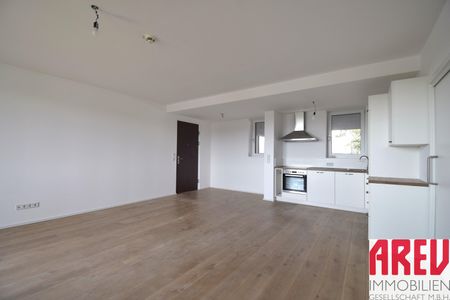 GROSSARTIGE 2 ZIMMERWOHNUNG MIT LOGGIA IM GRÜNEN! - Photo 5