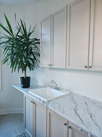 For Lease - 152 First Nations Trail, Vaughan, Ontario - Photo 2