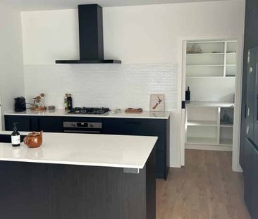 3-Bedroom Home with Office + Private Garden - Photo 2