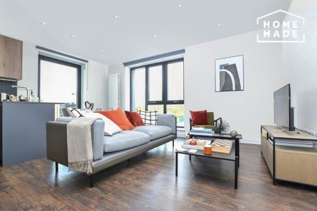 3 bedroom apartment to rent - Photo 3