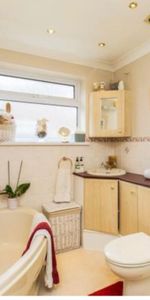 Room in a Shared House, Hillside Avenue, SO18 - Photo 4