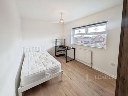3 bedroom terraced house to rent - Photo 3