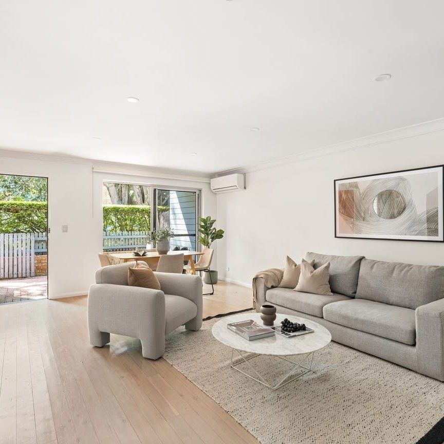 North-facing townhouse in parkside pocket - Photo 1