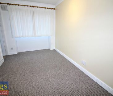 1 Bedroom Flat - First Floor To Let - Photo 5