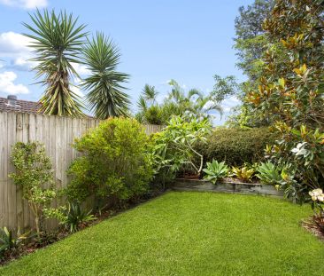 Terrace Entertaining and Layered Living Spaces - Photo 3